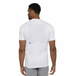 Travis Mathew Befriend The Bouncer Tee 7 Travis Mathew Befriend The Bouncer Tee -Golf Shirts Shop travis mathew befriend the bouncer tee white 02 04135.1673903997